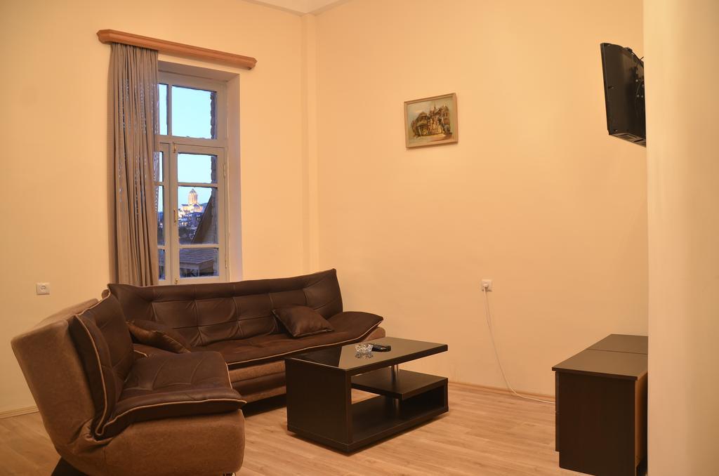 Tbilisi Apartment Room photo